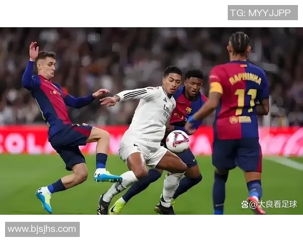 西甲焦点战：巴萨大战皇马